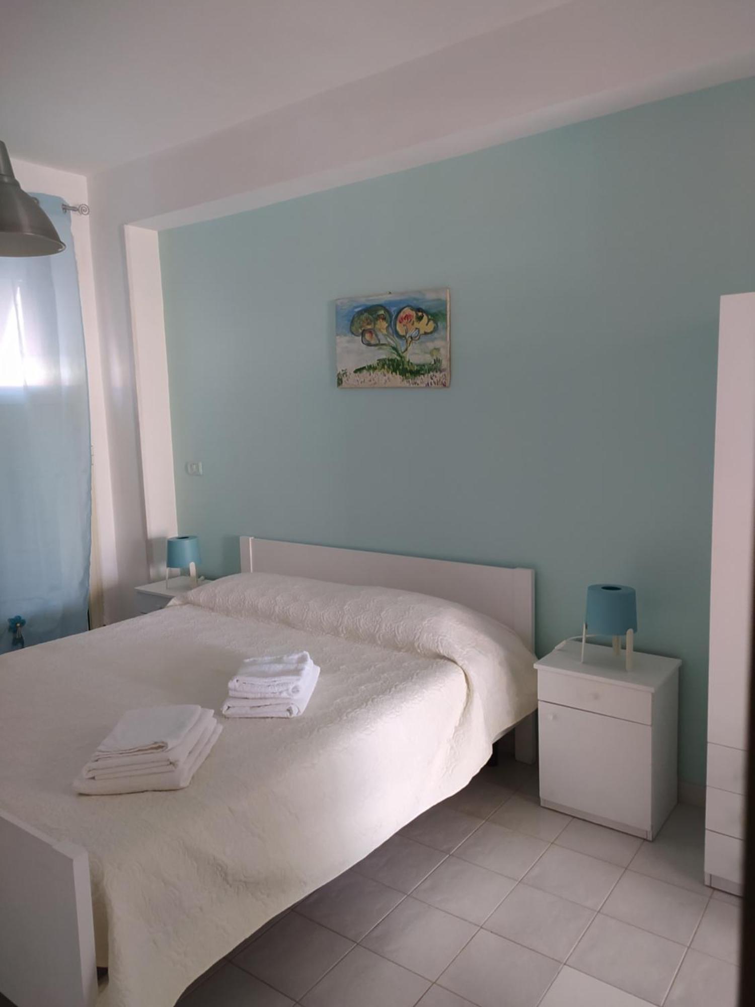 Apartemen 35 m² dengan 1 kamar tidur dan 1 kamar mandi pribadi di Realmonte Bagian luar foto